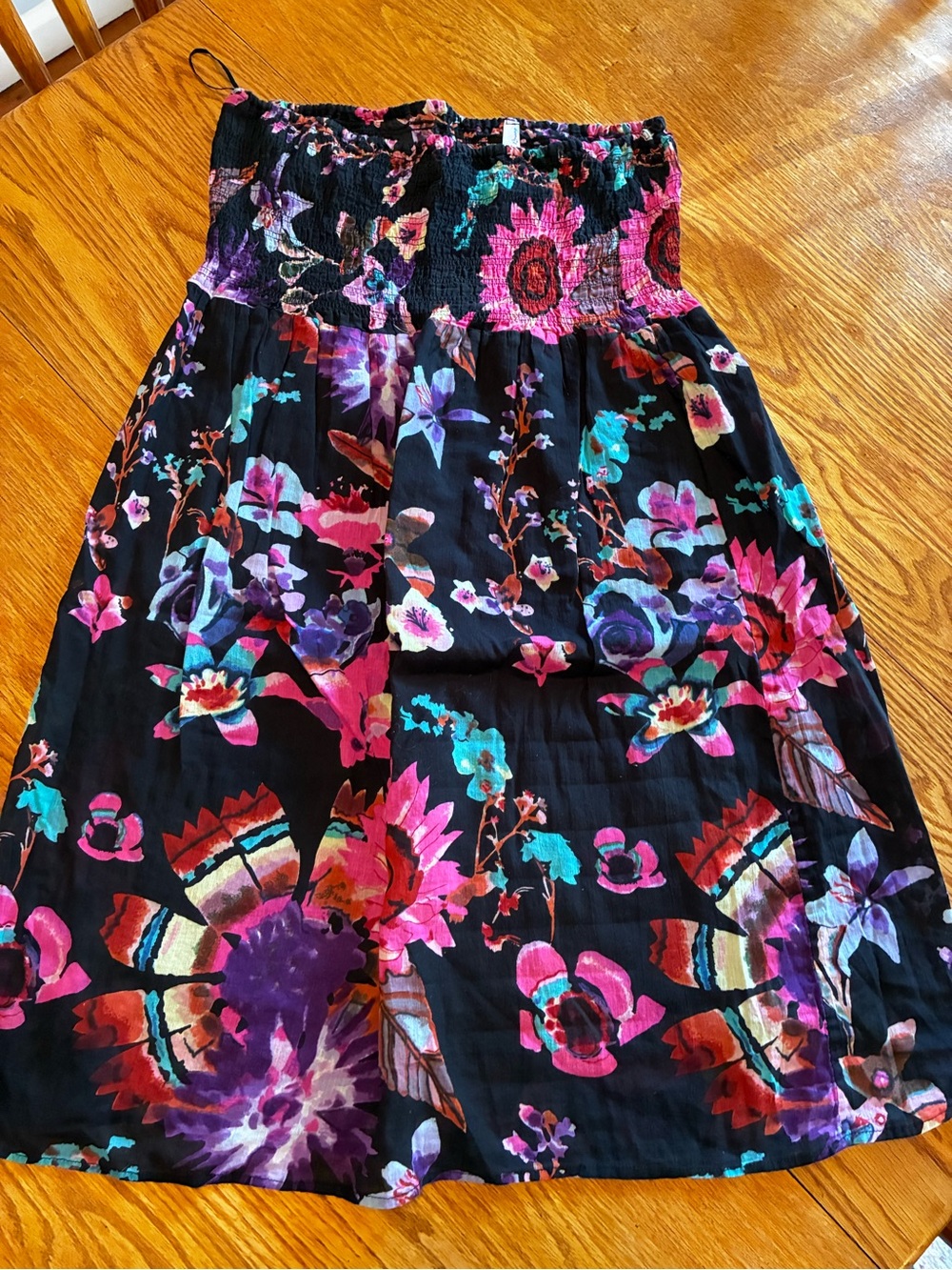 Women's Black Floral Smocked Sleeveless Summer Sun Dress Med